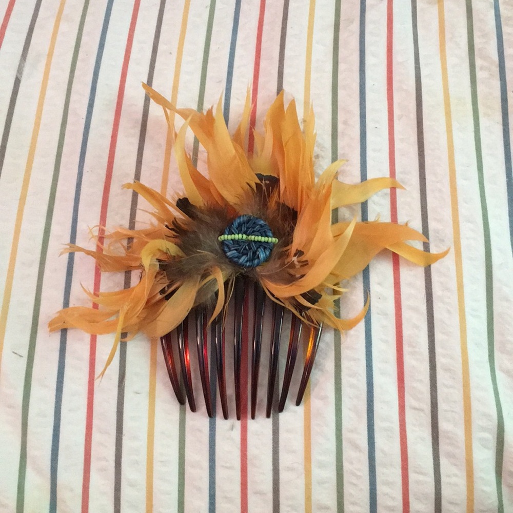 Colette Malouf hair comb